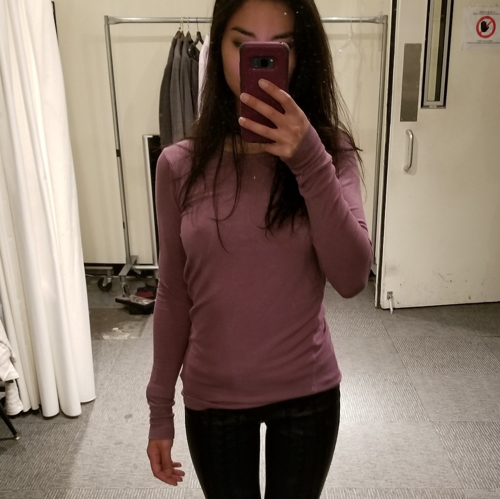 *SOLD* Gap long sleeve tee trio